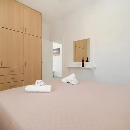 Oniropetra Mykonos Appartement Plintri