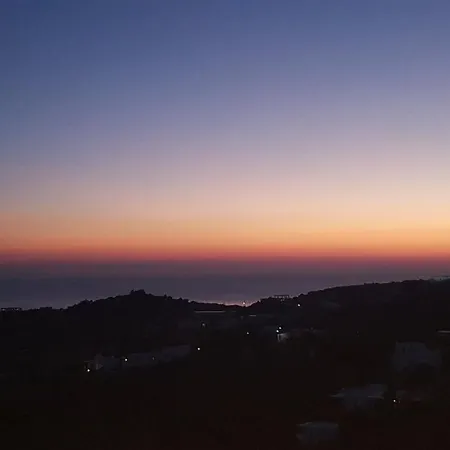 Oniropetra Mykonos Апартаменты *