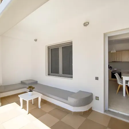 Oniropetra Mykonos Apartment *