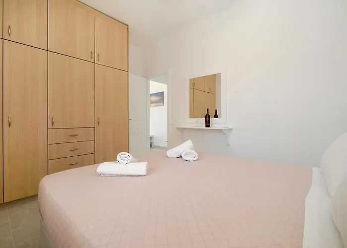 Oniropetra Mykonos Appartement Plintri